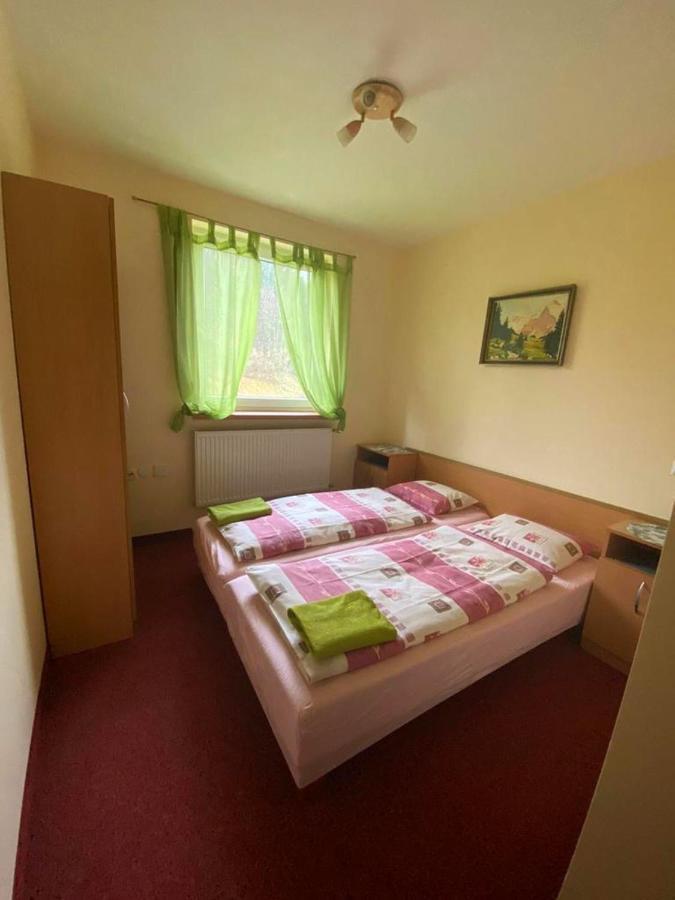 Agroturystyka Kapellanka - Kraina Wygaslych Wulkanow Wojcieszow Экстерьер фото